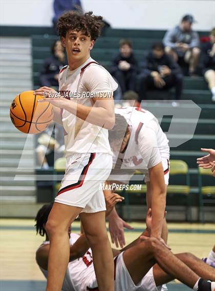 Thumbnail 2 in Creekside vs Trinity Catholic (Battle For the Island) photogallery.