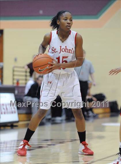 Thumbnail 3 in MacArthur vs. St. Johns (Nike Tournament of Champions) photogallery.