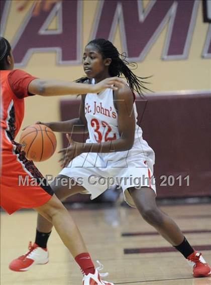 Thumbnail 3 in MacArthur vs. St. Johns (Nike Tournament of Champions) photogallery.