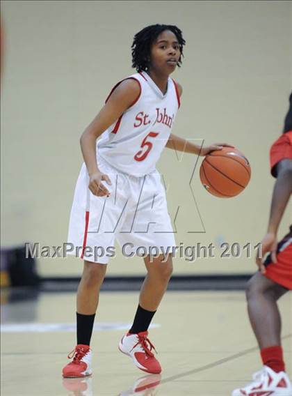Thumbnail 2 in MacArthur vs. St. Johns (Nike Tournament of Champions) photogallery.