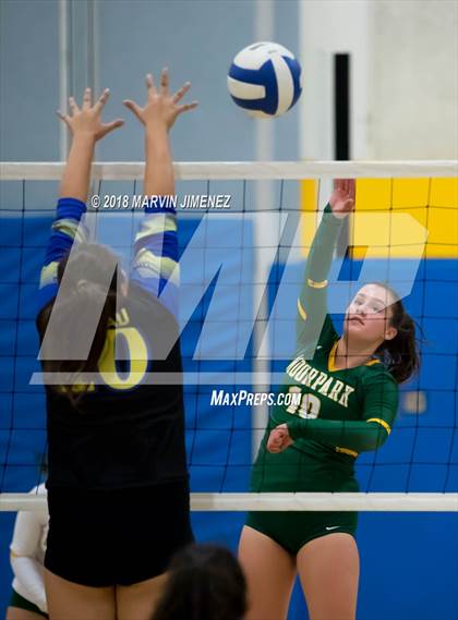 Thumbnail 2 in Moorpark @ Agoura photogallery.