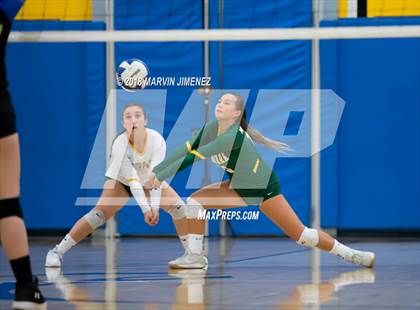 Thumbnail 3 in Moorpark @ Agoura photogallery.