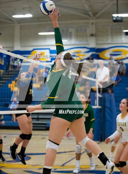 Thumbnail 3 in Moorpark @ Agoura photogallery.