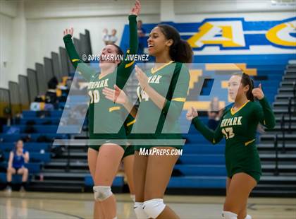 Thumbnail 3 in Moorpark @ Agoura photogallery.
