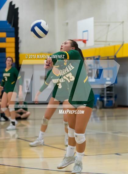 Thumbnail 1 in Moorpark @ Agoura photogallery.