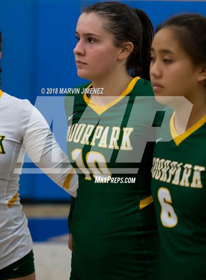 Thumbnail 1 in Moorpark @ Agoura photogallery.