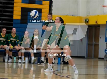 Thumbnail 3 in Moorpark @ Agoura photogallery.