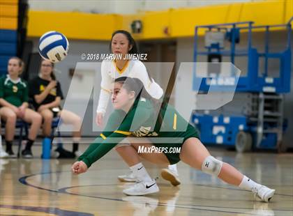 Thumbnail 1 in Moorpark @ Agoura photogallery.