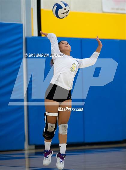 Thumbnail 1 in Moorpark @ Agoura photogallery.