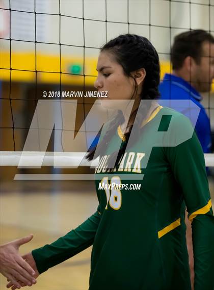 Thumbnail 1 in Moorpark @ Agoura photogallery.
