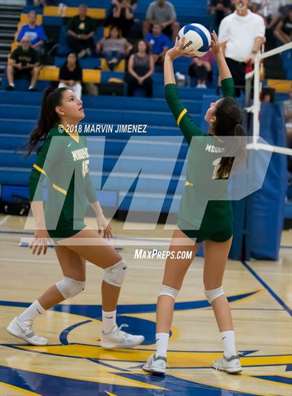 Thumbnail 2 in Moorpark @ Agoura photogallery.