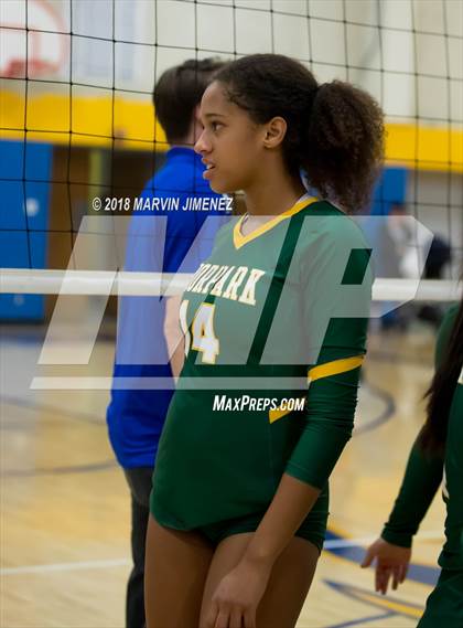 Thumbnail 2 in Moorpark @ Agoura photogallery.