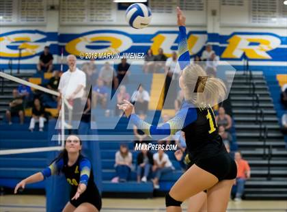 Thumbnail 2 in Moorpark @ Agoura photogallery.