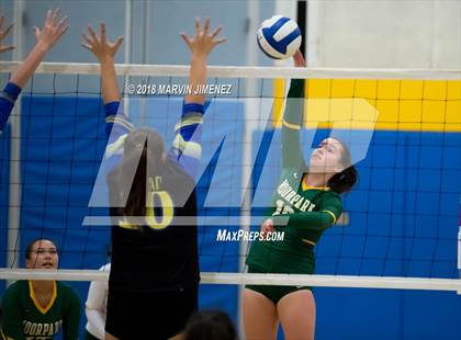 Thumbnail 1 in Moorpark @ Agoura photogallery.