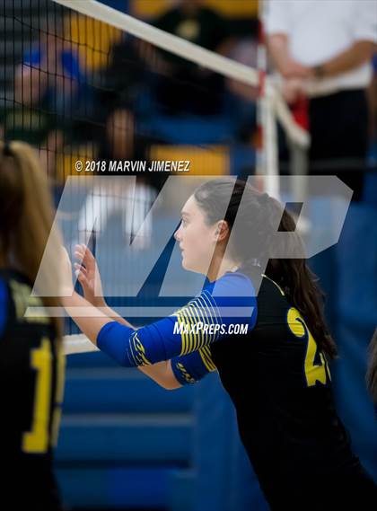 Thumbnail 3 in Moorpark @ Agoura photogallery.