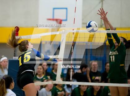 Thumbnail 1 in Moorpark @ Agoura photogallery.