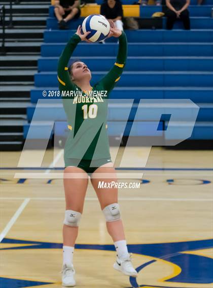 Thumbnail 1 in Moorpark @ Agoura photogallery.