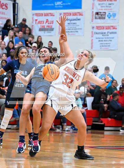 Thumbnail 3 in North Davidson vs. Enka (NCHSAA 3A Western Regional Finals) photogallery.