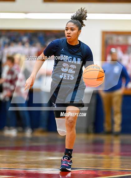 Thumbnail 2 in North Davidson vs. Enka (NCHSAA 3A Western Regional Finals) photogallery.