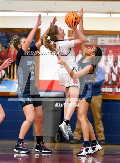 Thumbnail 3 in North Davidson vs. Enka (NCHSAA 3A Western Regional Finals) photogallery.