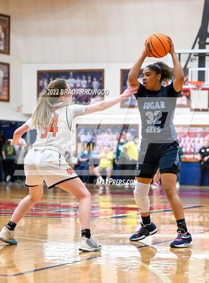 Thumbnail 2 in North Davidson vs. Enka (NCHSAA 3A Western Regional Finals) photogallery.