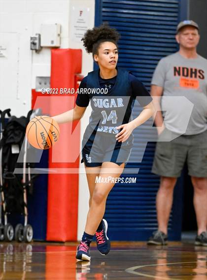 Thumbnail 2 in North Davidson vs. Enka (NCHSAA 3A Western Regional Finals) photogallery.