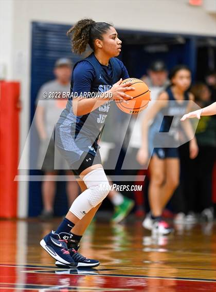 Thumbnail 2 in North Davidson vs. Enka (NCHSAA 3A Western Regional Finals) photogallery.
