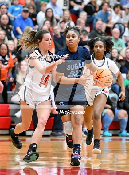 Thumbnail 3 in North Davidson vs. Enka (NCHSAA 3A Western Regional Finals) photogallery.