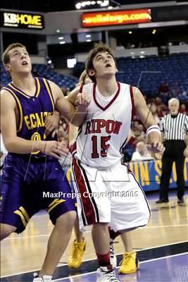 Thumbnail 1 in Escalon vs Ripon (D4 Sec. Final)#3 photogallery.