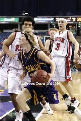 Thumbnail 2 in Escalon vs Ripon (D4 Sec. Final)#3 photogallery.