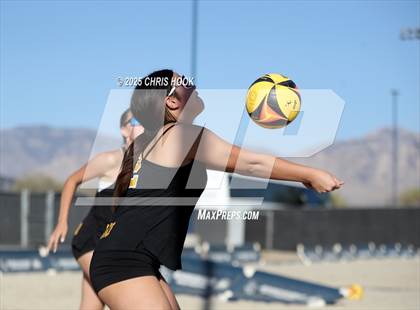 Thumbnail 2 in Saguaro vs Ironwood Ridge (Division II Round 1) photogallery.