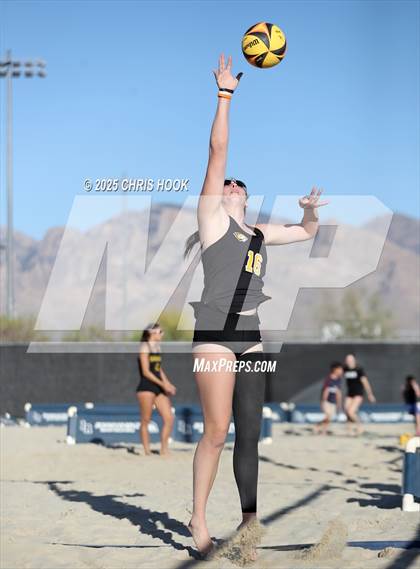 Thumbnail 2 in Saguaro vs Ironwood Ridge (Division II Round 1) photogallery.