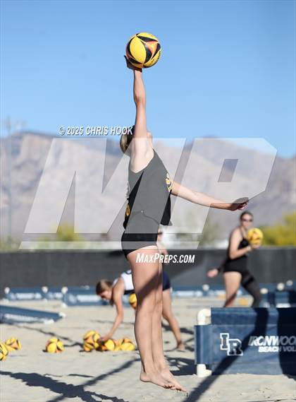 Thumbnail 3 in Saguaro vs Ironwood Ridge (Division II Round 1) photogallery.