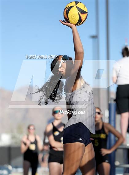 Thumbnail 2 in Saguaro vs Ironwood Ridge (Division II Round 1) photogallery.