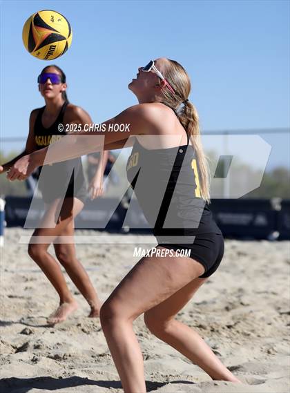 Thumbnail 1 in Saguaro vs Ironwood Ridge (Division II Round 1) photogallery.