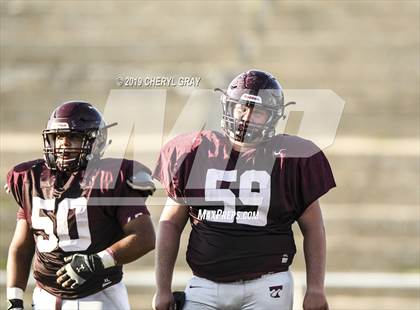 Thumbnail 3 in Sullivan Central @ Tennessee (Scrimmage) photogallery.
