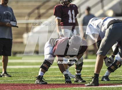 Thumbnail 3 in Sullivan Central @ Tennessee (Scrimmage) photogallery.