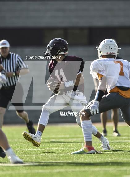 Thumbnail 1 in Sullivan Central @ Tennessee (Scrimmage) photogallery.