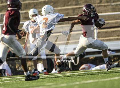 Thumbnail 1 in Sullivan Central @ Tennessee (Scrimmage) photogallery.
