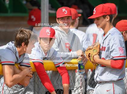 Thumbnail 1 in Pine Creek vs. Regis Jesuit (CHSAA 5A Regional Playoff) photogallery.