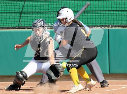 Thumbnail 3 in Bishop O'Dowd vs Antioch (CIF NCS D2 Final) photogallery.
