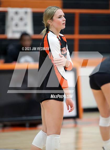 Thumbnail 3 in Reedy @ Rockwall photogallery.