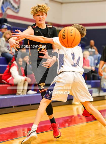 Thumbnail 3 in FR: Ponderosa @ Sand Creek photogallery.