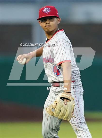 Thumbnail 3 in Life Waxahachie vs Carter-Riverside (UIL Bi-District Playoff) photogallery.