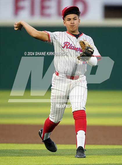 Thumbnail 2 in Life Waxahachie vs Carter-Riverside (UIL Bi-District Playoff) photogallery.