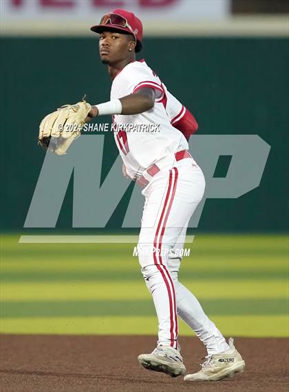 Thumbnail 1 in Life Waxahachie vs Carter-Riverside (UIL Bi-District Playoff) photogallery.