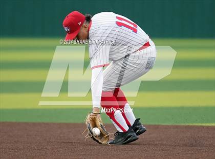 Thumbnail 1 in Life Waxahachie vs Carter-Riverside (UIL Bi-District Playoff) photogallery.