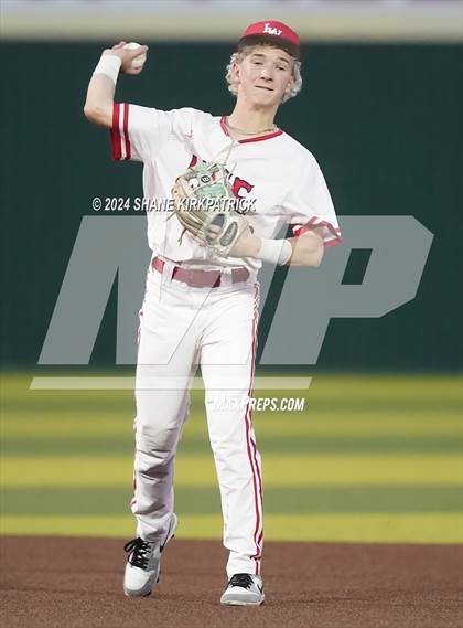 Thumbnail 1 in Life Waxahachie vs Carter-Riverside (UIL Bi-District Playoff) photogallery.