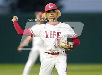 Thumbnail 3 in Life Waxahachie vs Carter-Riverside (UIL Bi-District Playoff) photogallery.