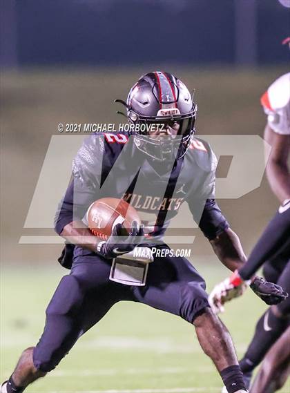 Thumbnail 2 in South Grand Prairie @ Lake Highlands (UIL 6A Bi-District) photogallery.